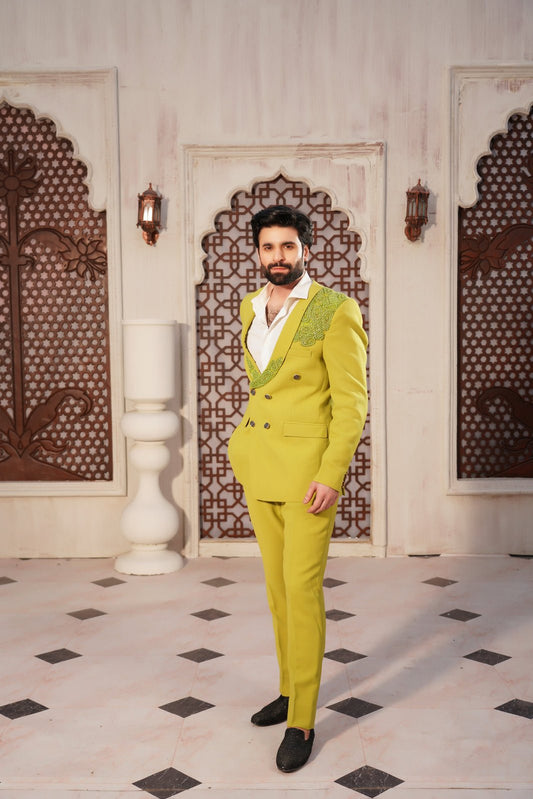 Men’s Double-Breasted Suit